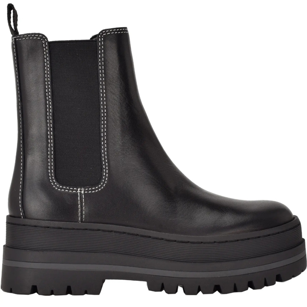 NEW Marc Fisher LTD Pauline Lug Sole Chelsea Boot - Size 9